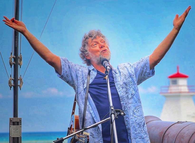 photo of canadian musician david archibald